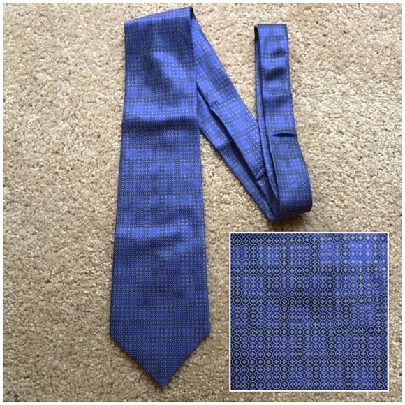 DKNY Mini Medallions Print SILK TIE - Picture 1 of 13